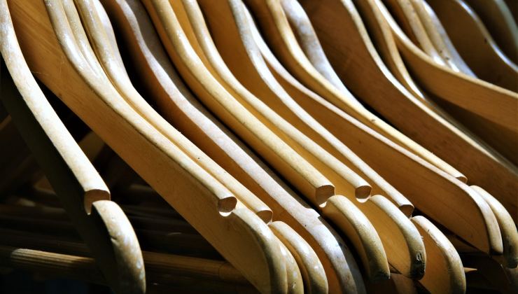 Die tausend Verwendungsmöglichkeiten von Kleiderbügeln Die tausend Verwendungsmöglichkeiten von Kleiderbügeln