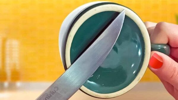 Omas Trick, Messer in 5 Minuten zu schärfen: So scharf waren sie noch nie