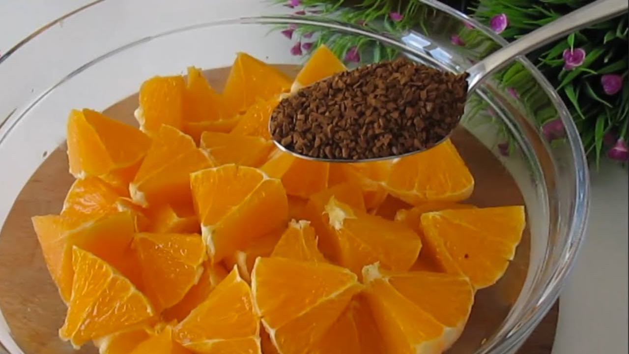 Orange und Kaffee, eine Kombination, die man nicht erwartet: Sie werden mit dem Ergebnis zufrieden sein