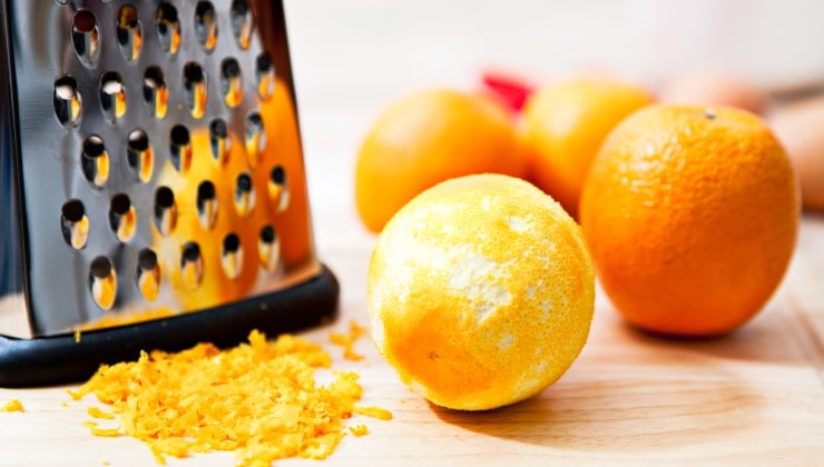 Geriebene Bio-Mangoldschale