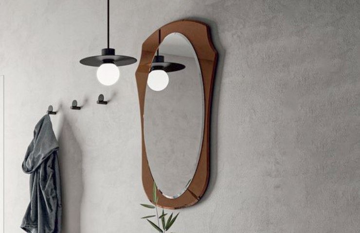 Rasierschaum zum Reinigen des Spiegels