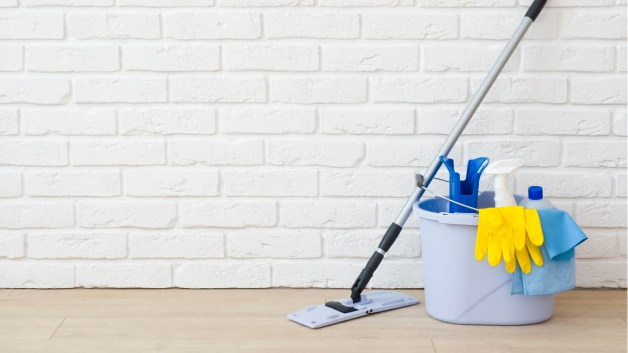 Rebellischer Boden zum Polieren