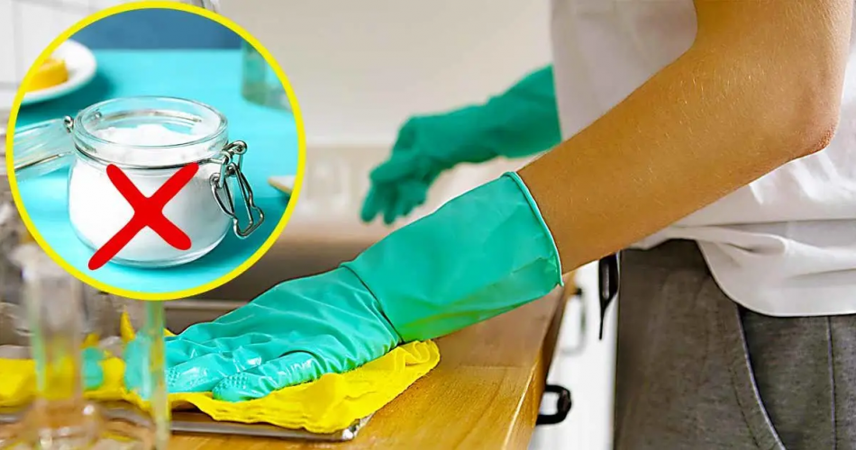 Reinigen Sie diese 5 Oberflächen niemals mit Backpulver