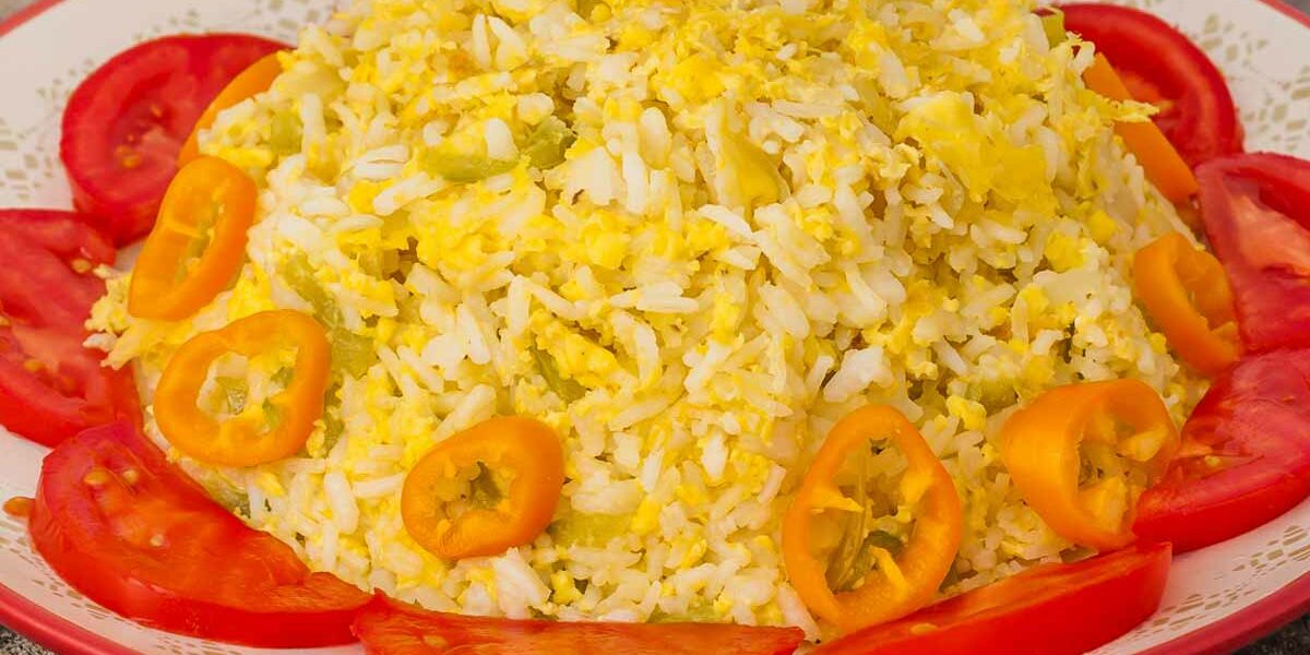 Reissalat mit Eiern und Thunfisch, so lecker!