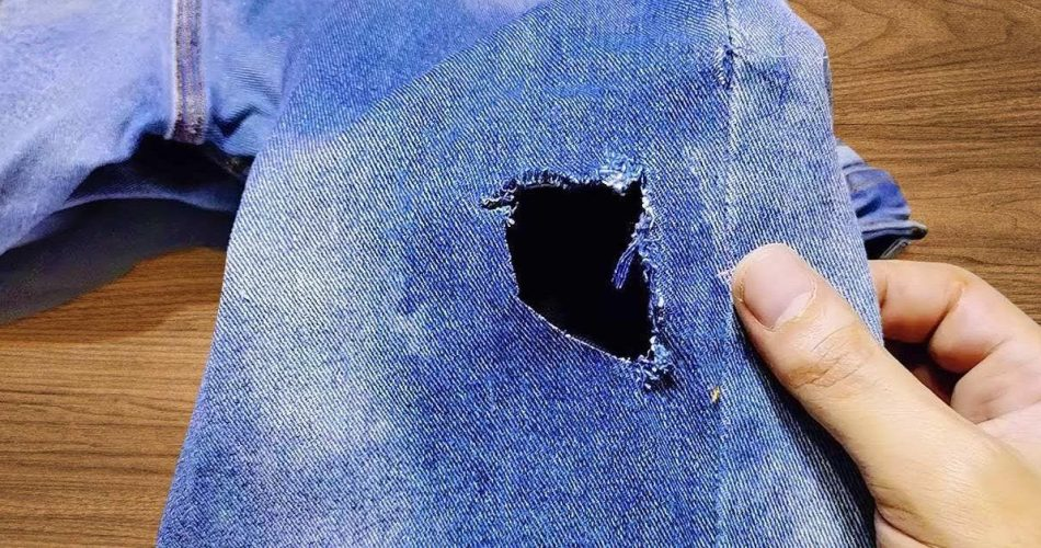 So nähen Sie ein Loch in Kleidung: Tipps und Anleitungen
