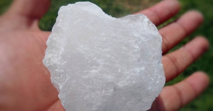 So verwenden Sie Alaunstein, um nie wieder Deodorant kaufen zu müssen