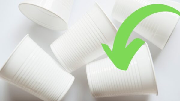 Warum haben Plastikbecher diese kreisförmigen Linien? Sie sind sehr nützlich, aber niemand weiß es