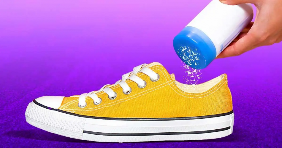 Warum sollte man im Sommer Talk in die Schuhe schütten? Omas geheimer Trick