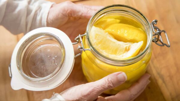 Wenn Sie Zitronen so aufbewahren, halten sie sich drei Monate lang: Es ist unmöglich, sie zu verfaulen