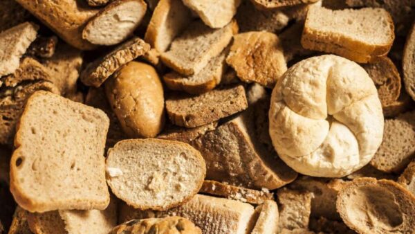 Werfen Sie altes Brot niemals weg: Wenn Sie das tun, wird es schmackhafter als frisches Brot