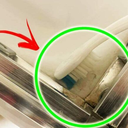 Wie kann ich von Schimmel befallene Dusch- und Badezimmerwände aufhellen?