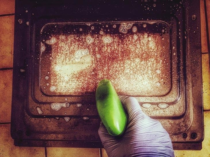 Ein sehr schmutziger Ofen