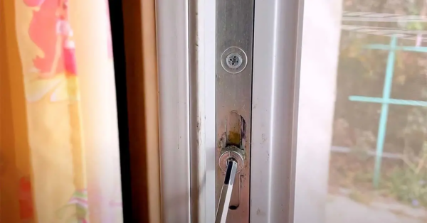 Wie schalte ich PVC-Fenster in den „Sommermodus“, um Energie zu sparen?