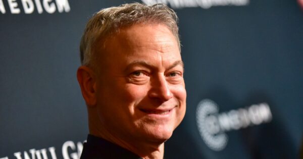 ‘Heartbroken’ Gary Sinise mourning sudden death of son, 33