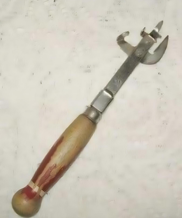 The whole internet collaborated and couldn’t find what this is. I’m not sure what this is, 50% of people don’t know too… The answer is in the link in the first comment.⬇