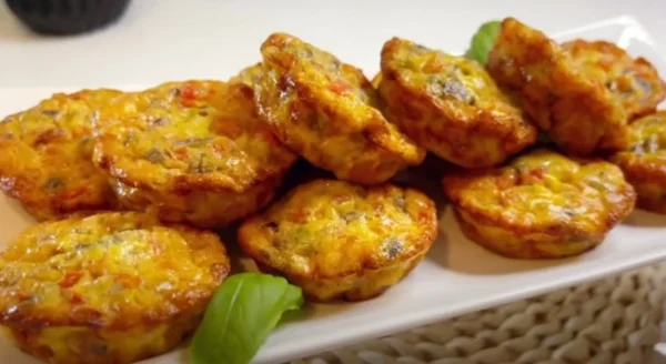 2 Karotten, 4 Eier, 1 Zwiebel – fertig ist ein schnelles und leckeres Abendessen!