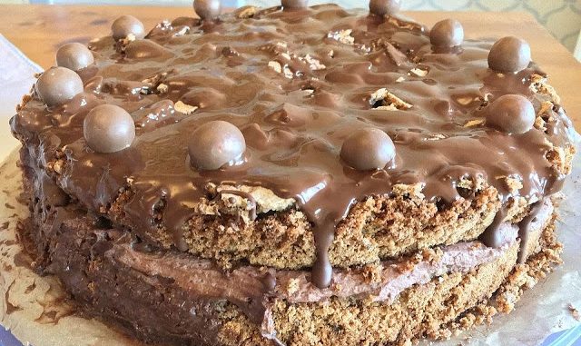 3 Zutaten Nusskuchen