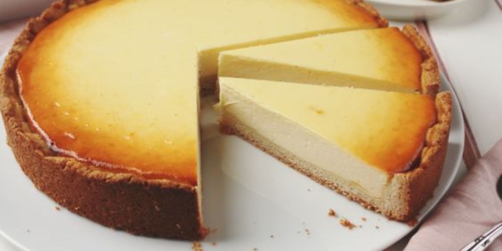 “Festlicher Genuss: Weihnachtlicher Käsekuchen ohne Boden im Handumdrehen!”