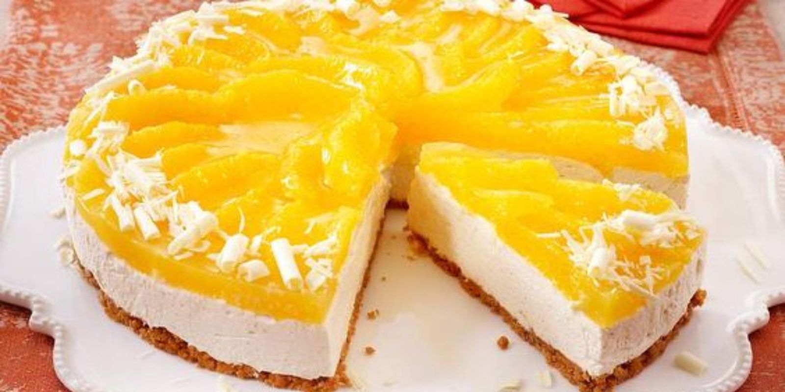 “Frisch und Fruchtig: Pfirsich-Maracuja Torte zum Verlieben”