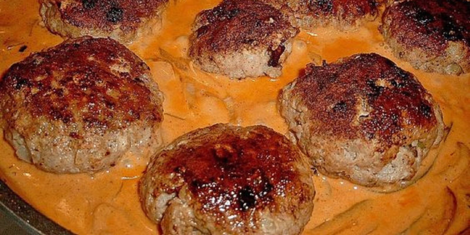 “Köstliche Tradition: Schwarzwälder Hackrouladen nach Hausmannsart”