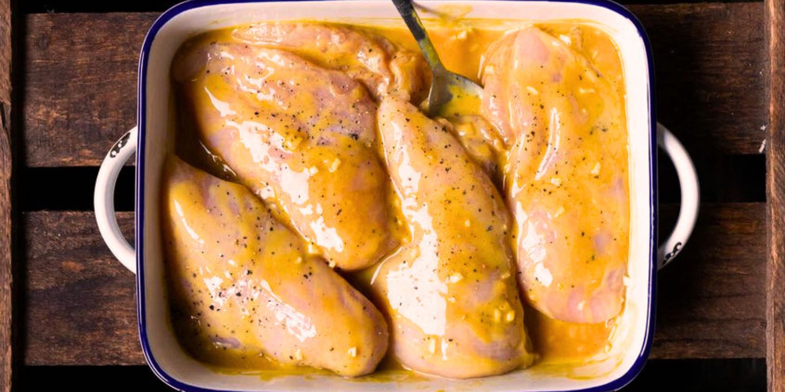 “Ofenfrische Verführung: Zigeuner Schnitzel, ein Gaumenschmaus”