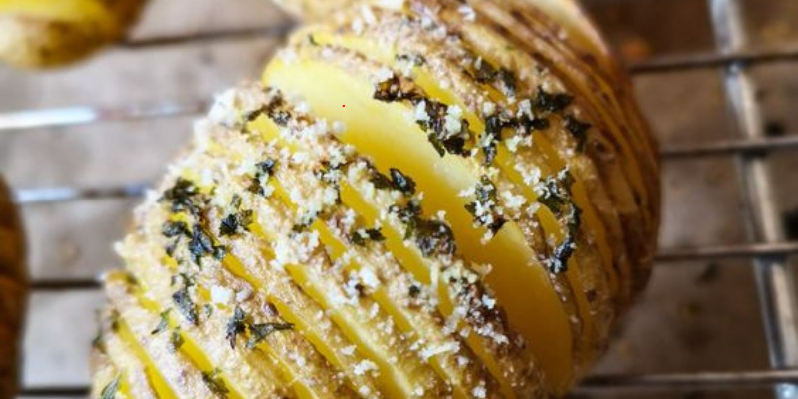 “Wie bereite ich gefüllte Kartoffeln mit Provola und Speck zu?”