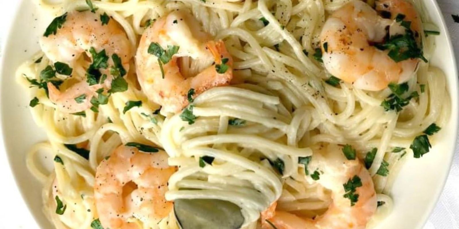 Alfredo-Pasta mit Garnelen: Eine köstliche Meeresfrüchte-Variation