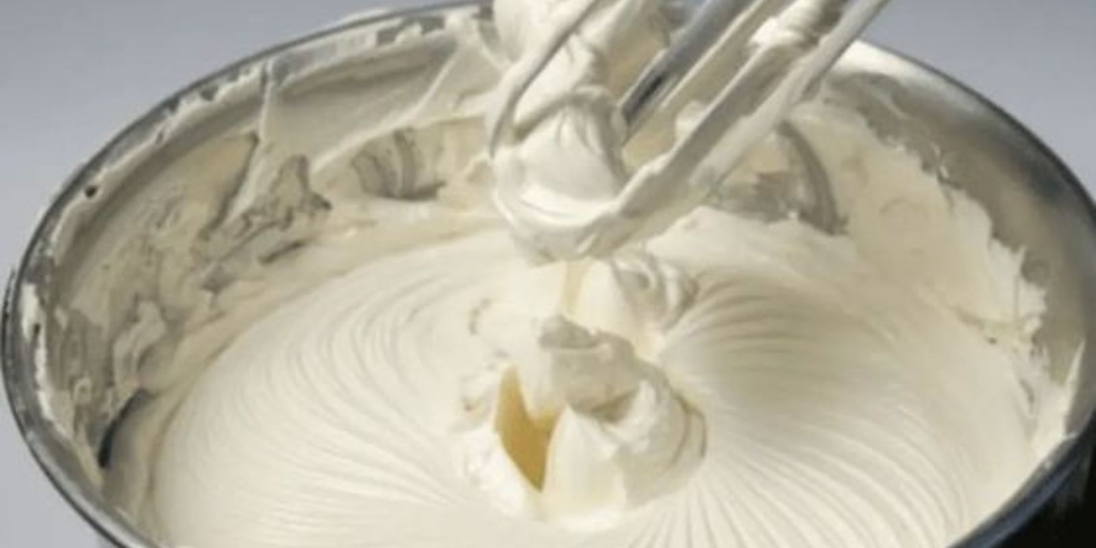 Amerikanische Buttercreme mit Vanillepudding: Eine cremige Leckerei