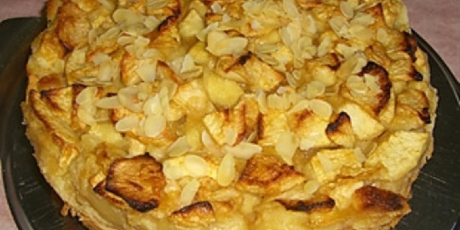 Apfelkuchen mit Vanillepudding: Ein himmlischer Genuss, der in deinem Mund zergeht