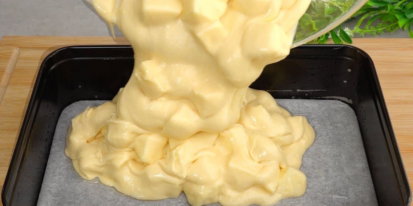 Apfelkuchen mit Vanillepudding