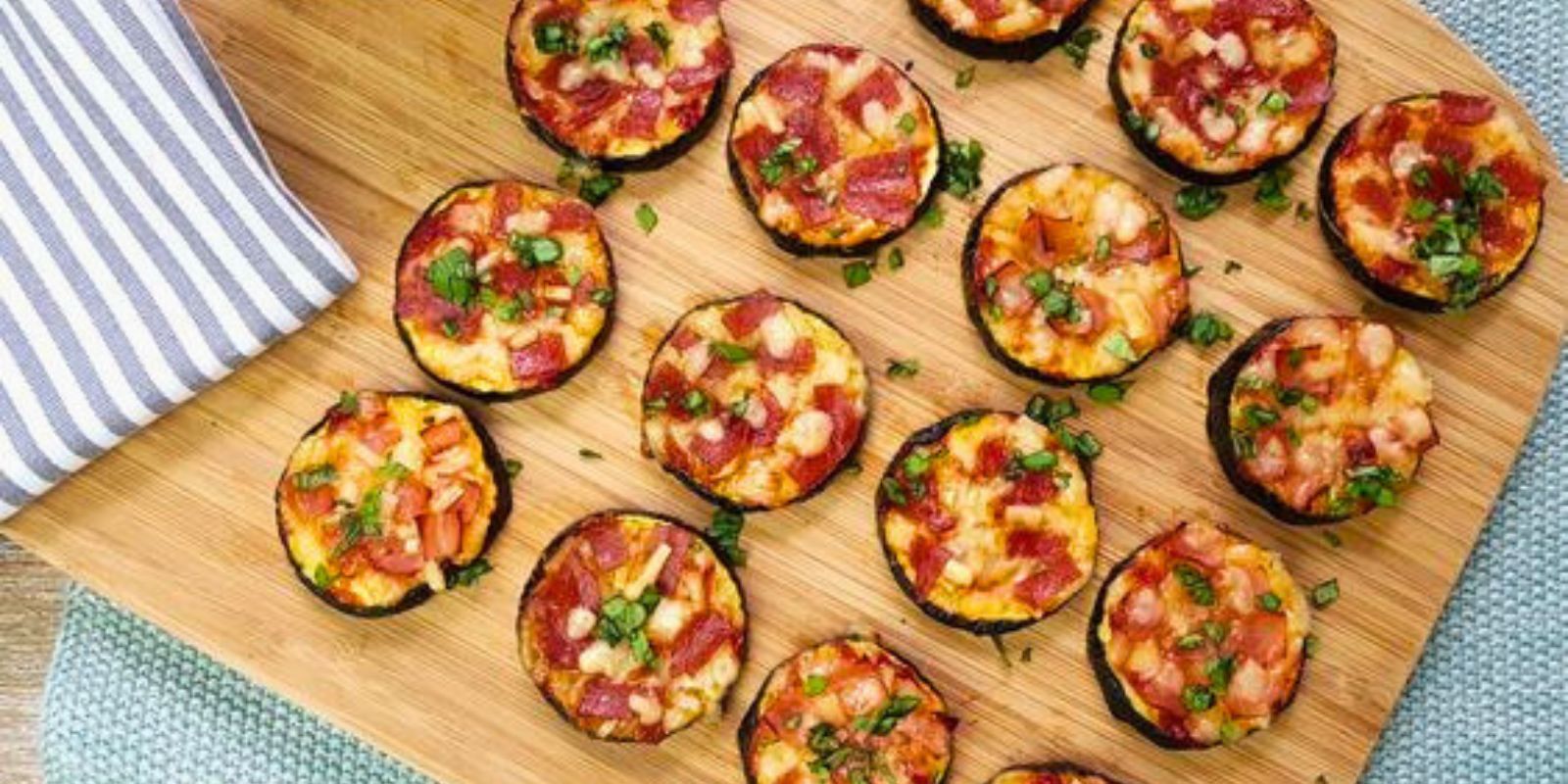 Auberginentörtchen mit Tomaten und Käse – Eine Delikate Gaumenfreude