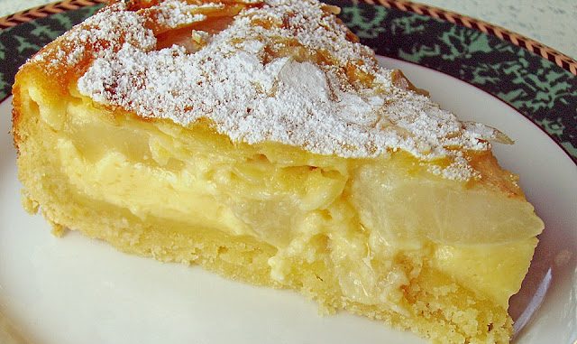 BIRNENKUCHEN MIT VANILLEGUSS