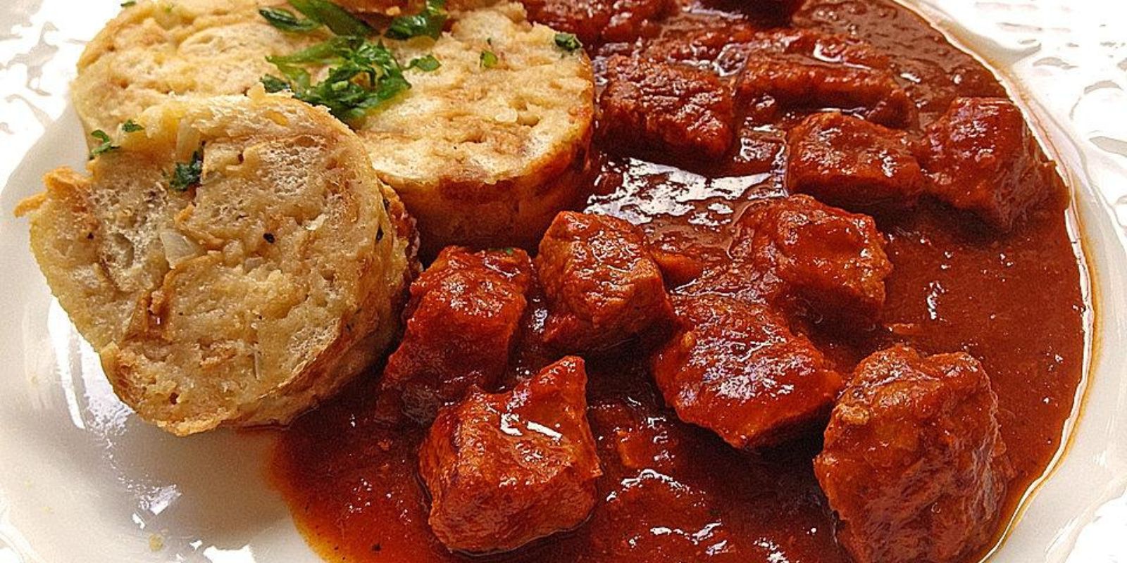 Brauhaus Gulasch: Herzhaft- leckeres Gulasch mit Bier