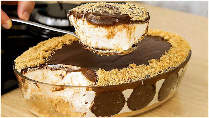 Butterkeks Dessert mit Quark und Sahne