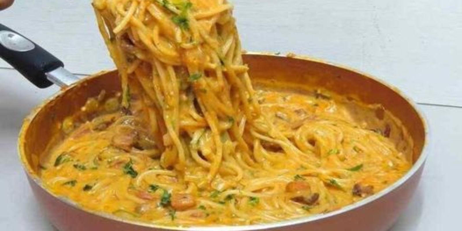 Champignon-Spaghetti aus der Pfanne: Schnell, Einfach, Köstlich!