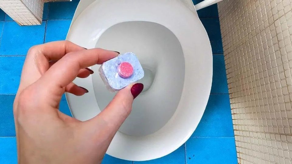 Das Badezimmer bleibt dank eines einfachen Tricks sauber