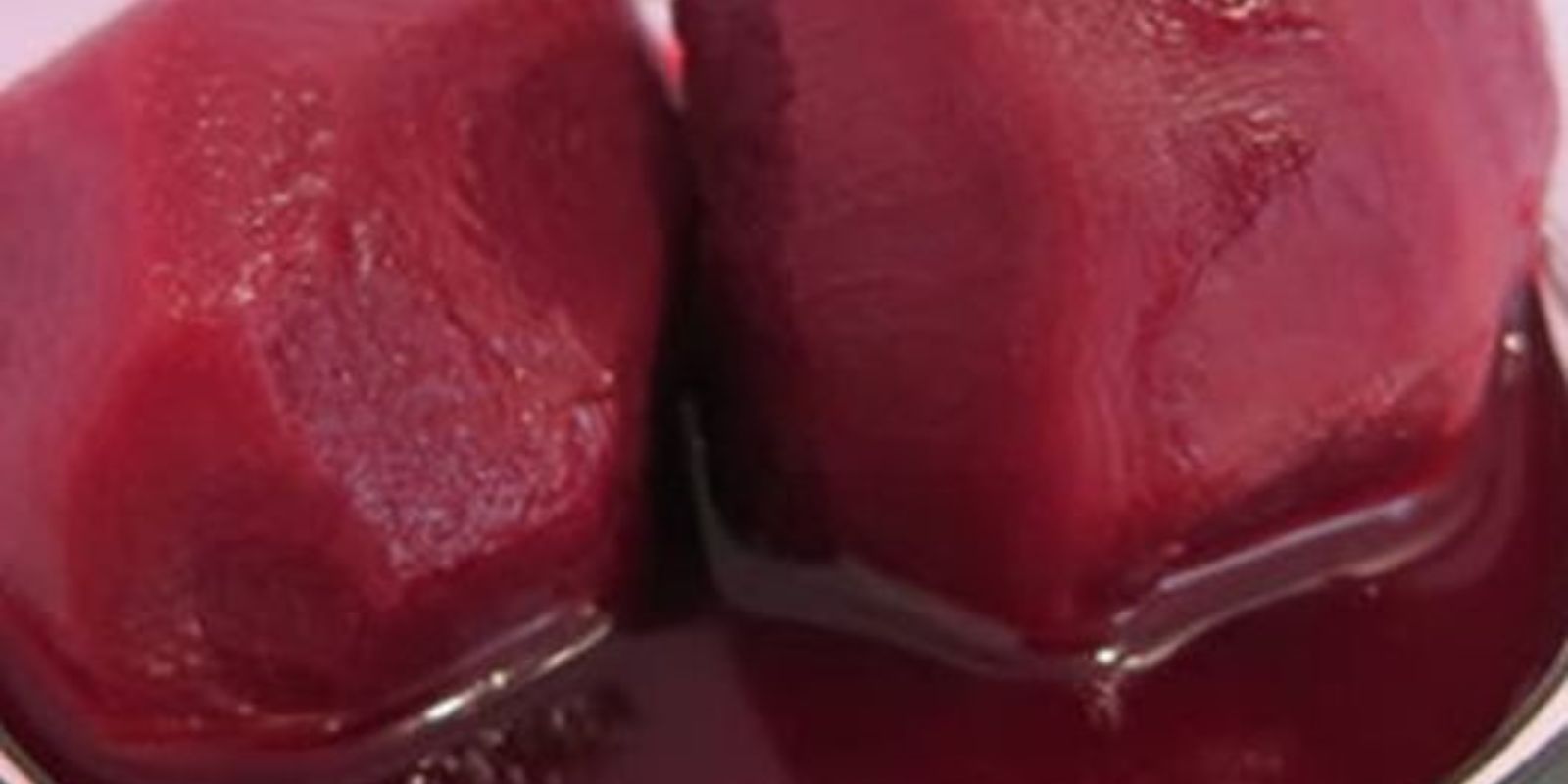 Das Gemüse verbessert die Sehkraft, beseitigt Fett aus der Leber und reinigt den Dickdarm