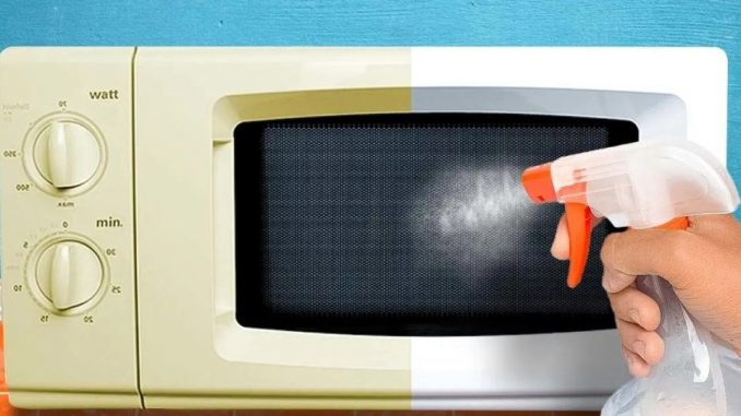 Der Trick, um vergilbten Kunststoff aufzuhellen und Geräte wie neu aussehen zu lassen