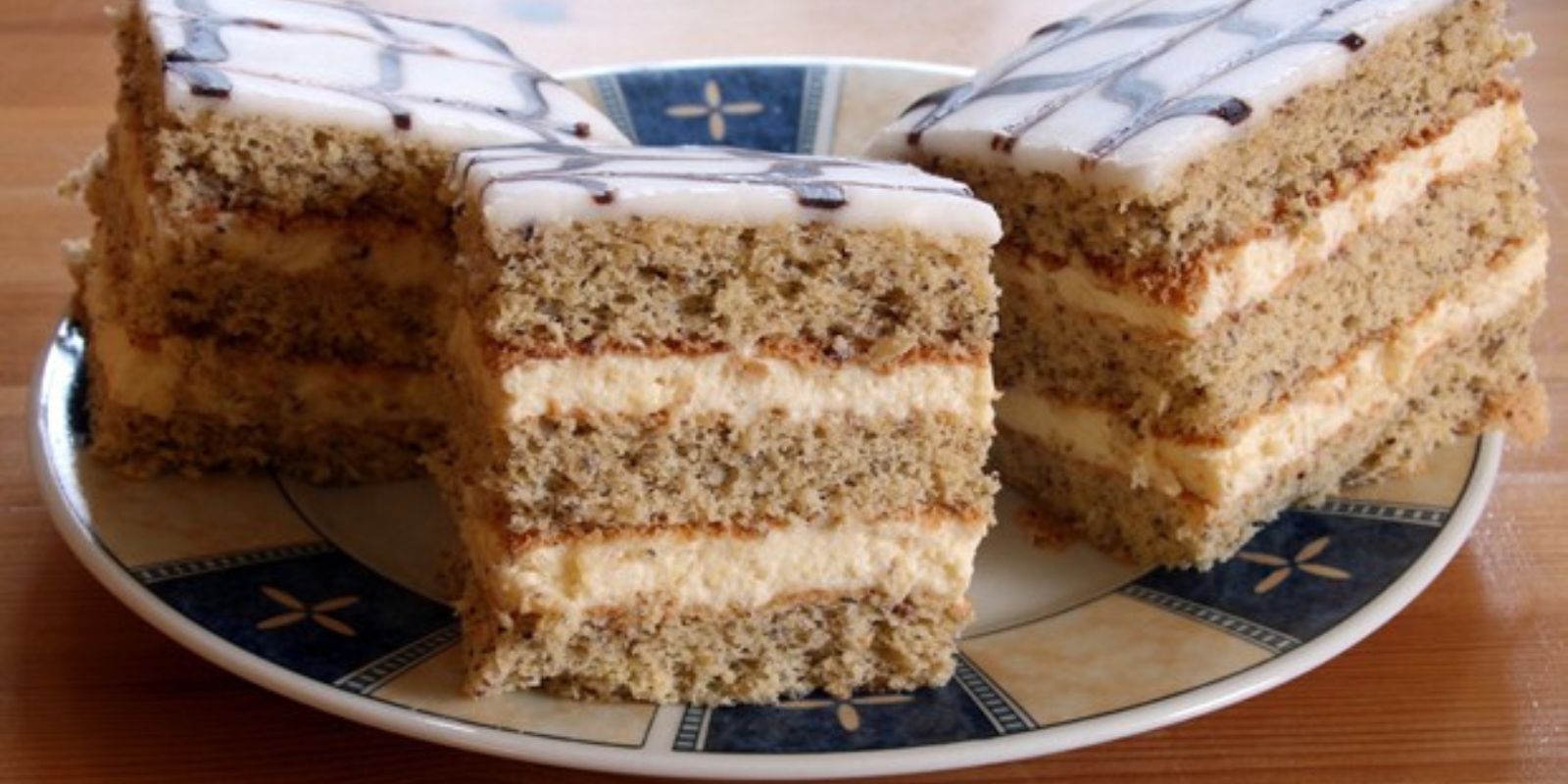 Die Esterházy Schnitten nach Mamas Rezept