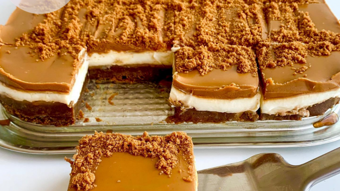 Ein perfektes ungebackenes Karamell-Dessert, dessen Zubereitung wirklich einfach ist