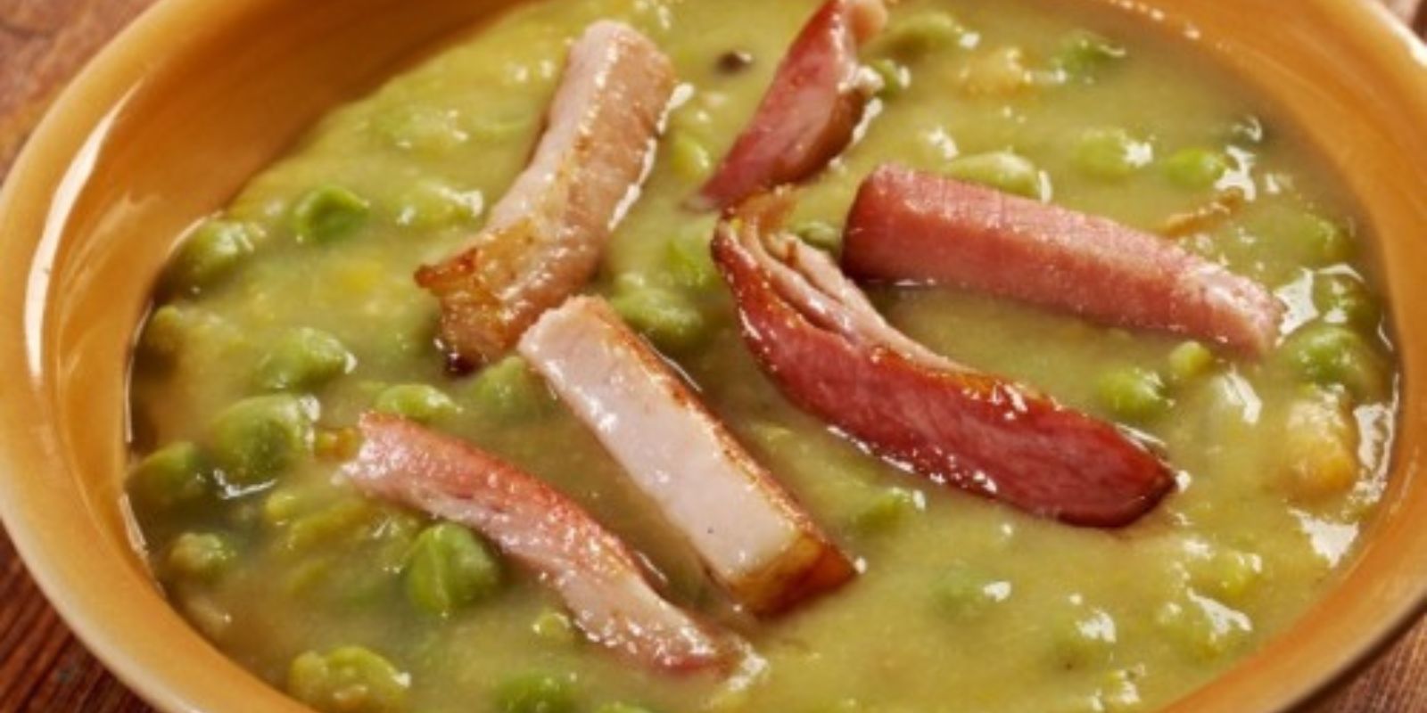 Erbseneintopf nach Bundeswehrart – So muss Erbsensuppe schmecken, ein Seelenwärmer!