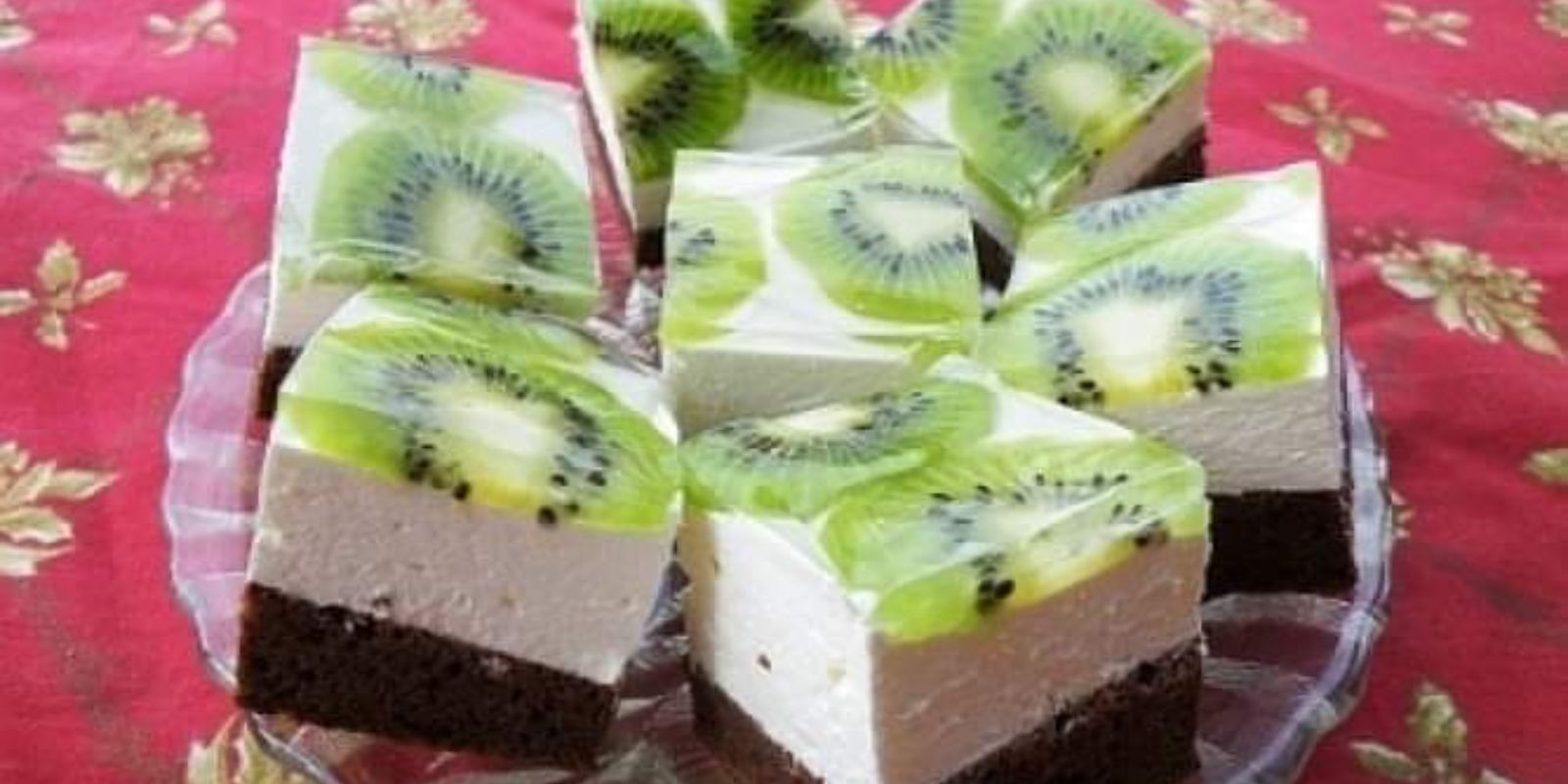 Erfrischende Kiwi-Schnitten: Ein Hauch von Frische auf der Kaffeetafel
