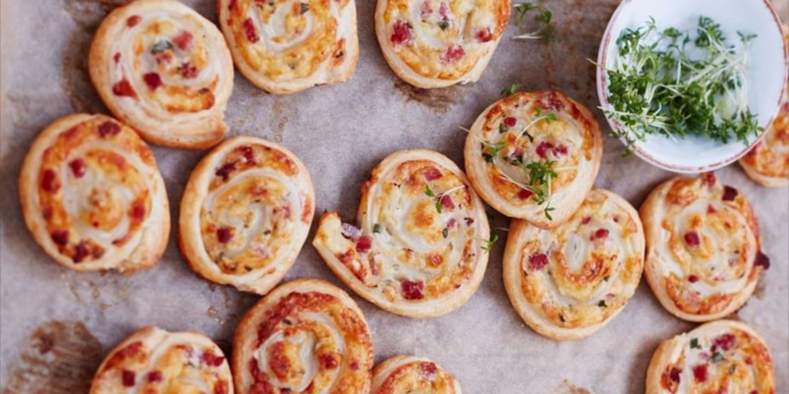 Flammkuchenrolle – Der Leichte Genuss fürs Mittagessen