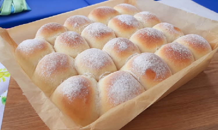 Flaumige “Wölkchen” – Buchteln aus dem Backofen