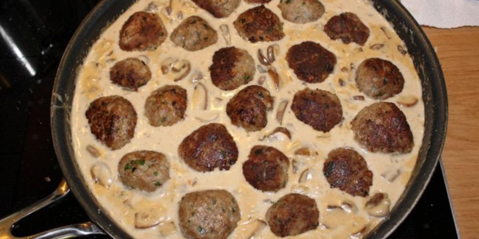 Fleischbällchen mit Champignons