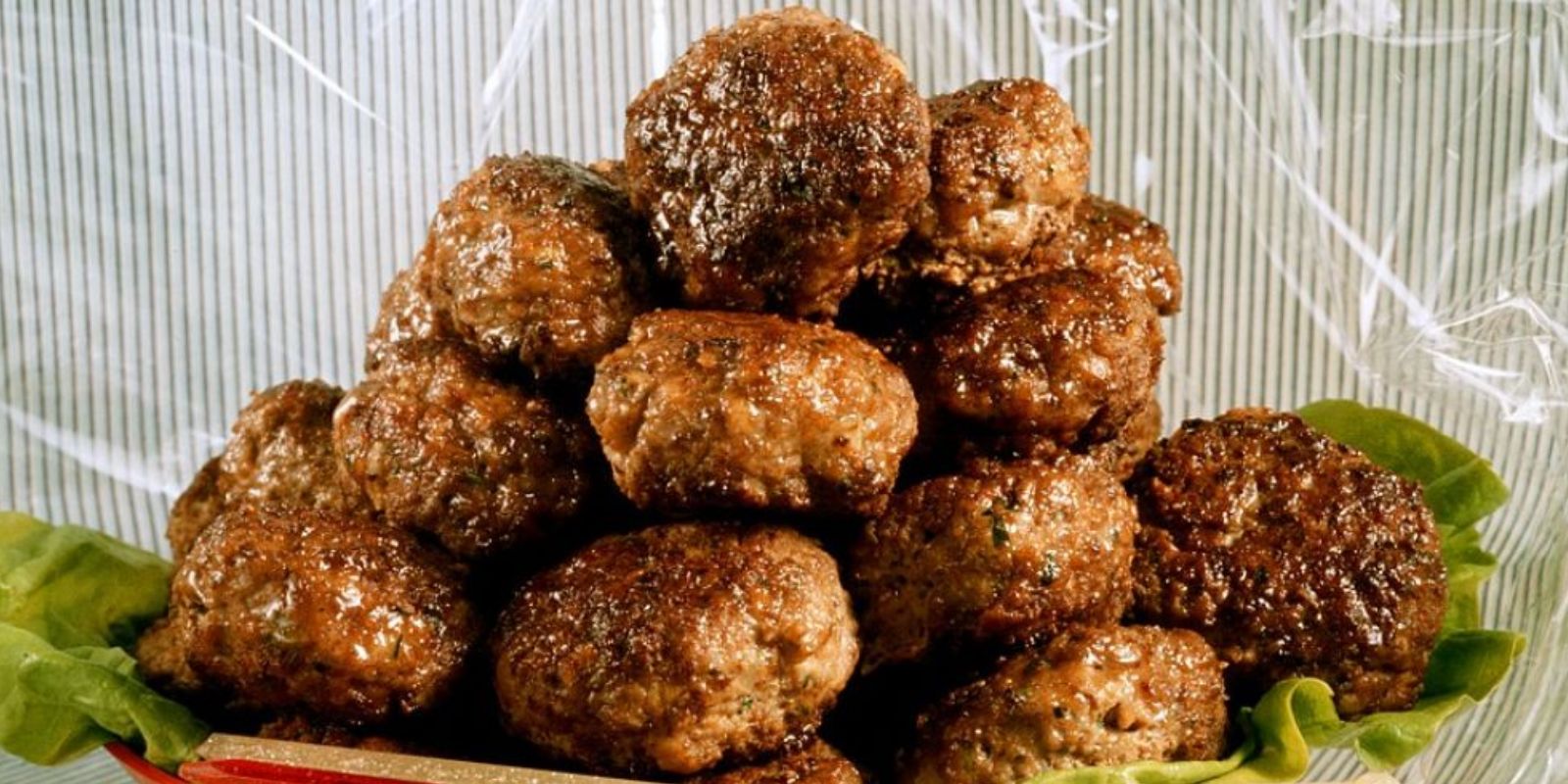 Fleischklößchen: Ein köstliches Rezept für zarte Bällchen des Genusses