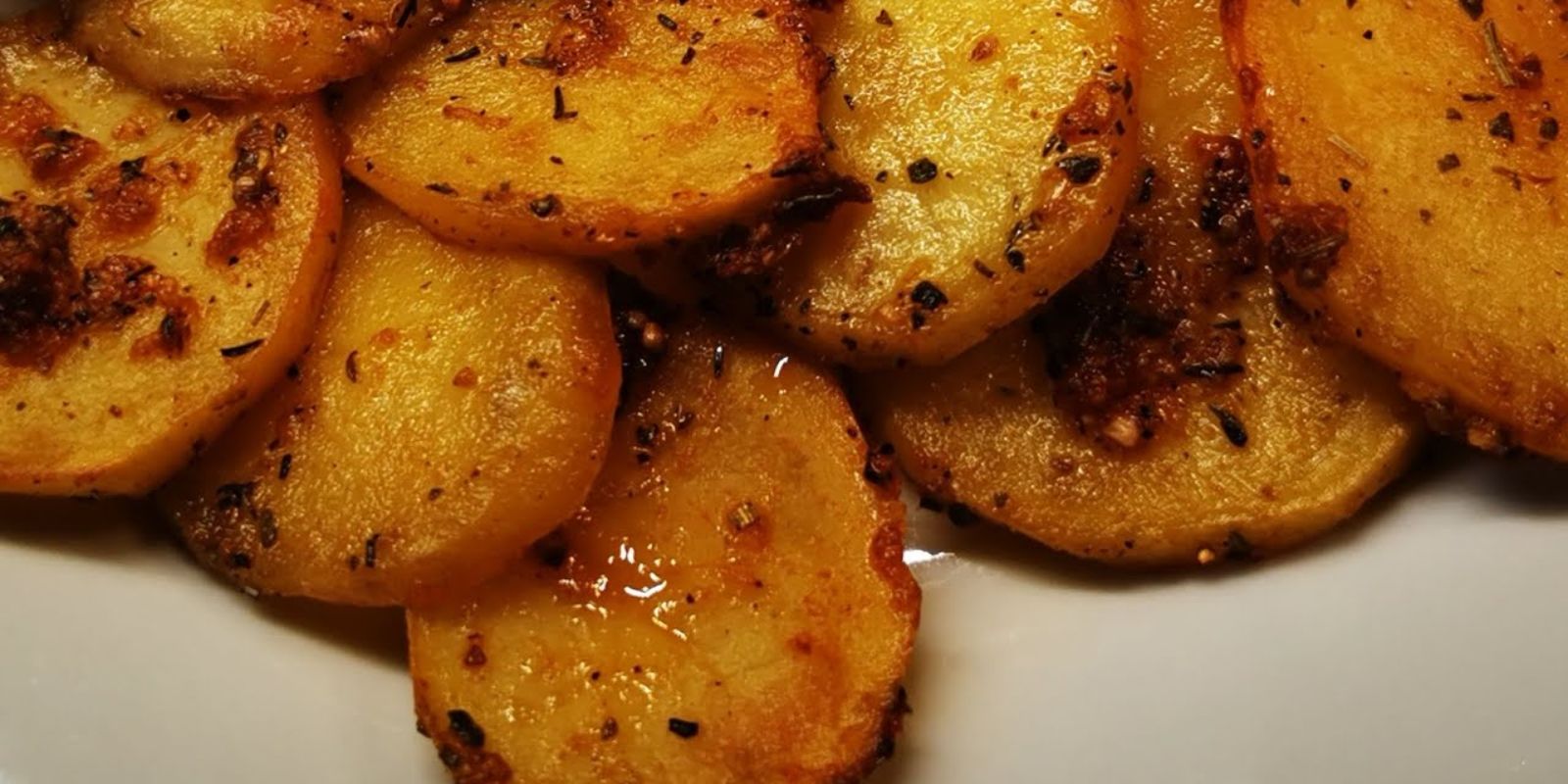 GRIECHISCHE KNOBLAUCHKARTOFFELN