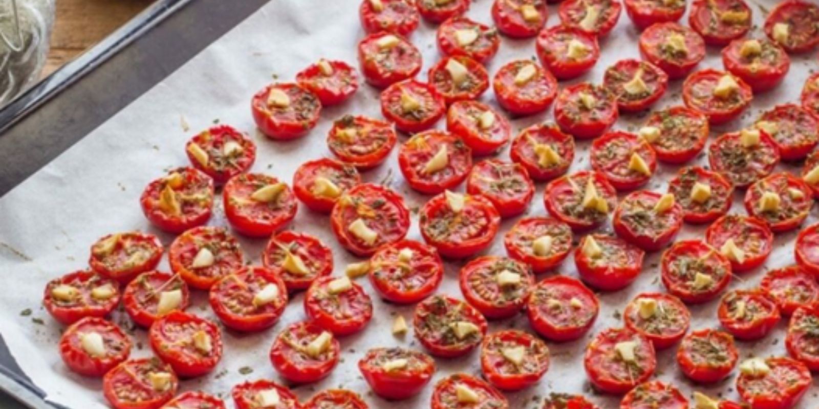 Gebackene kandierte Kirschtomaten: Eine himmlische Delikatesse