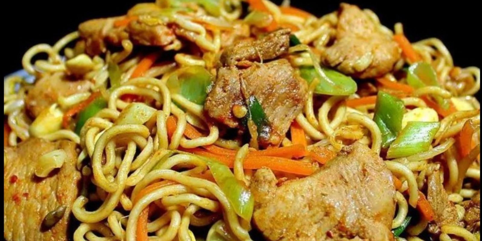 Gebratene Nudeln vom Asiaten in wenigen Minuten: Schnell, Lecker und Authentisch