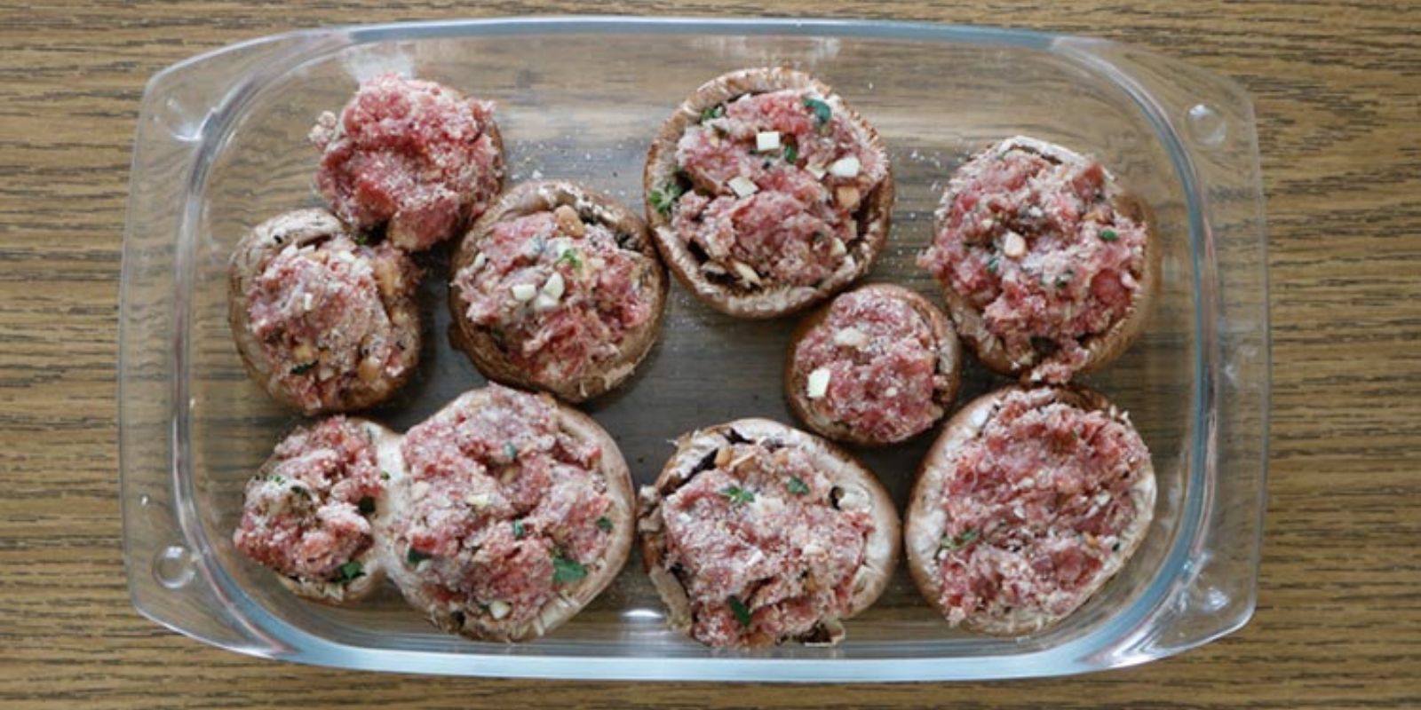 Gefüllte Champignons mit Fleischbällchen